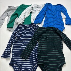 Baby Boy Onesies Set Size 18M (6 Onesies)